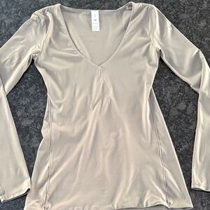 Women’s Lululemon Long Sleeve Top